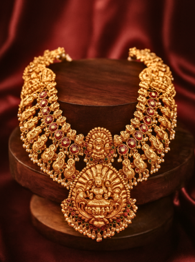 A perfect Temple Traditional Design Necklace available in Denmark