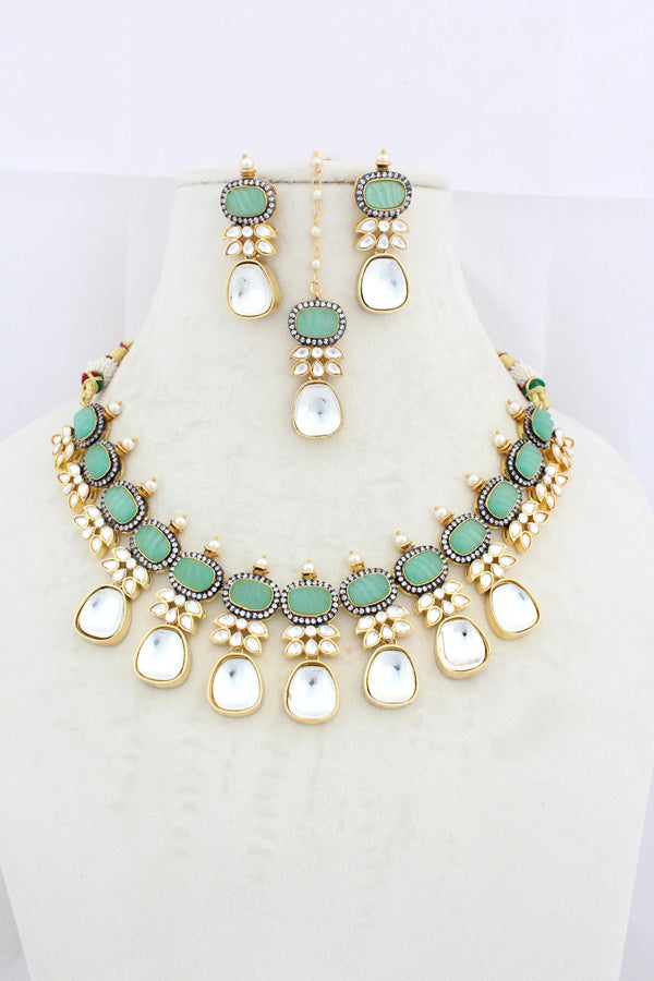 Turquoise Green Necklace In Kundan With Earrings And Tikka (IGNK007)